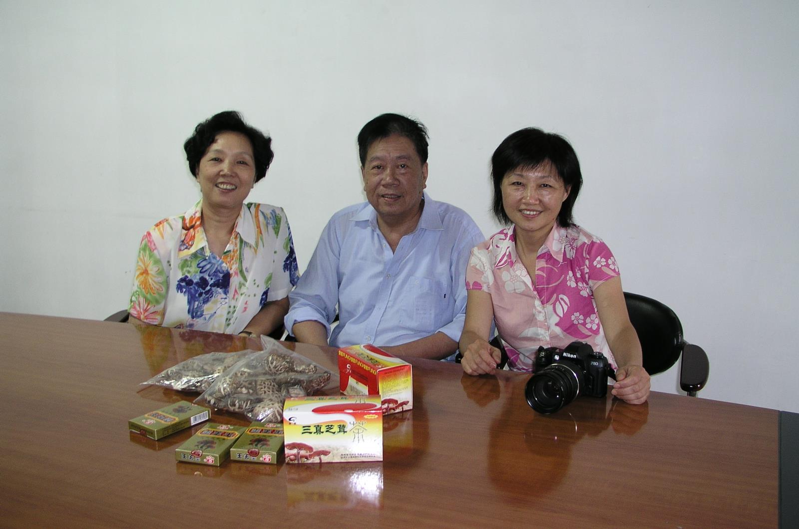 12、香港中文大学尤美莲教授来访 010.jpg